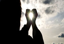 海星体育：推出全新奖杯和宣传短片 新加坡羽球公开赛为SG60造势.